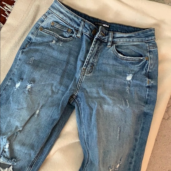 Fashion Nova Stressed out Boyfriend jeans - Picture 2 of 4